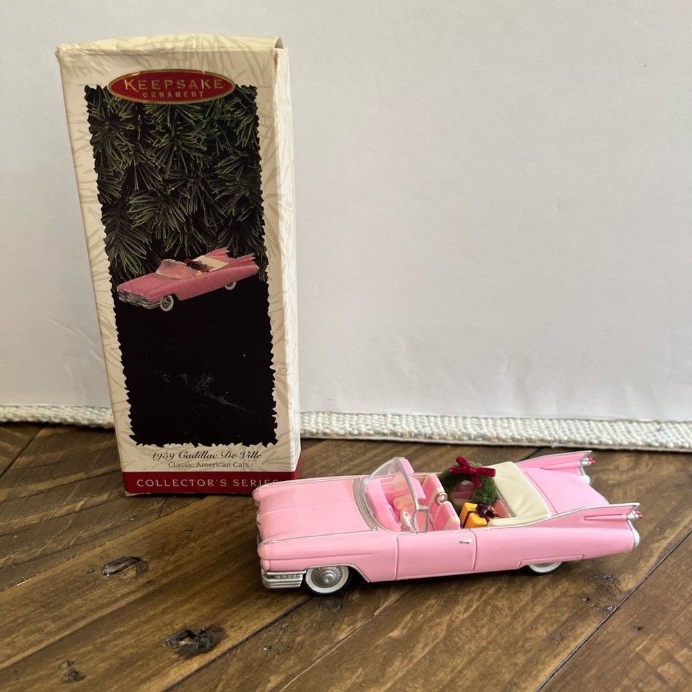 Vintage 1996 Hallmark "1959 Cadillac De Ville” Ornament; #6 In Series
